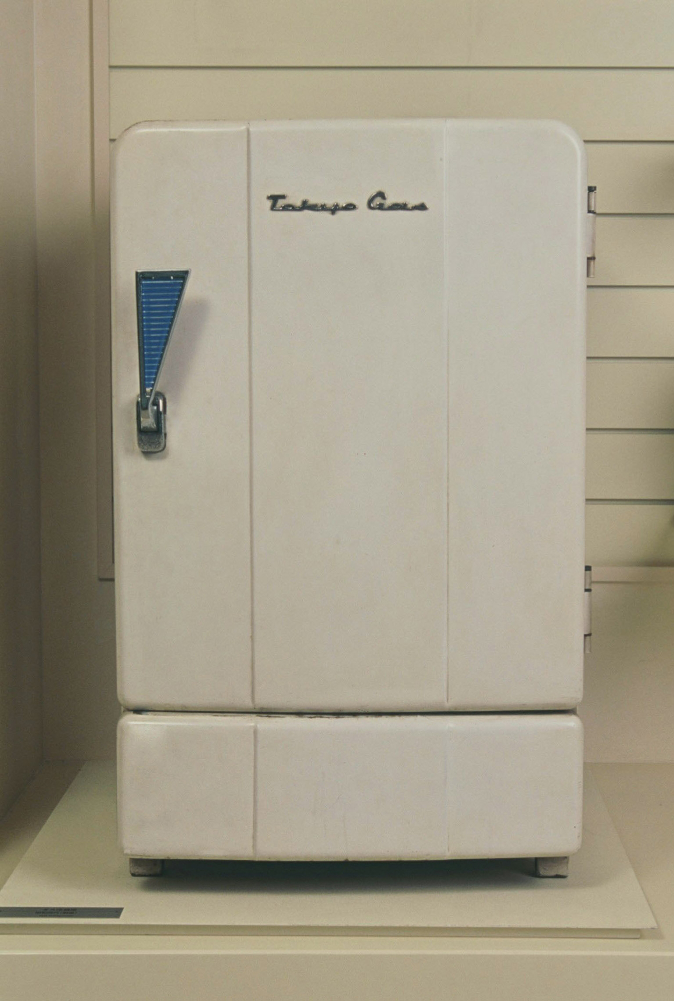 TG55号ガス冷蔵庫